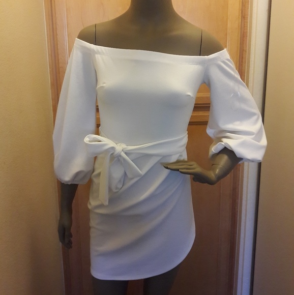 Dress - Picture 8 of 8